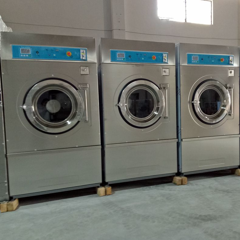 �����ͺ�ɻ�������ά�����ϴ���